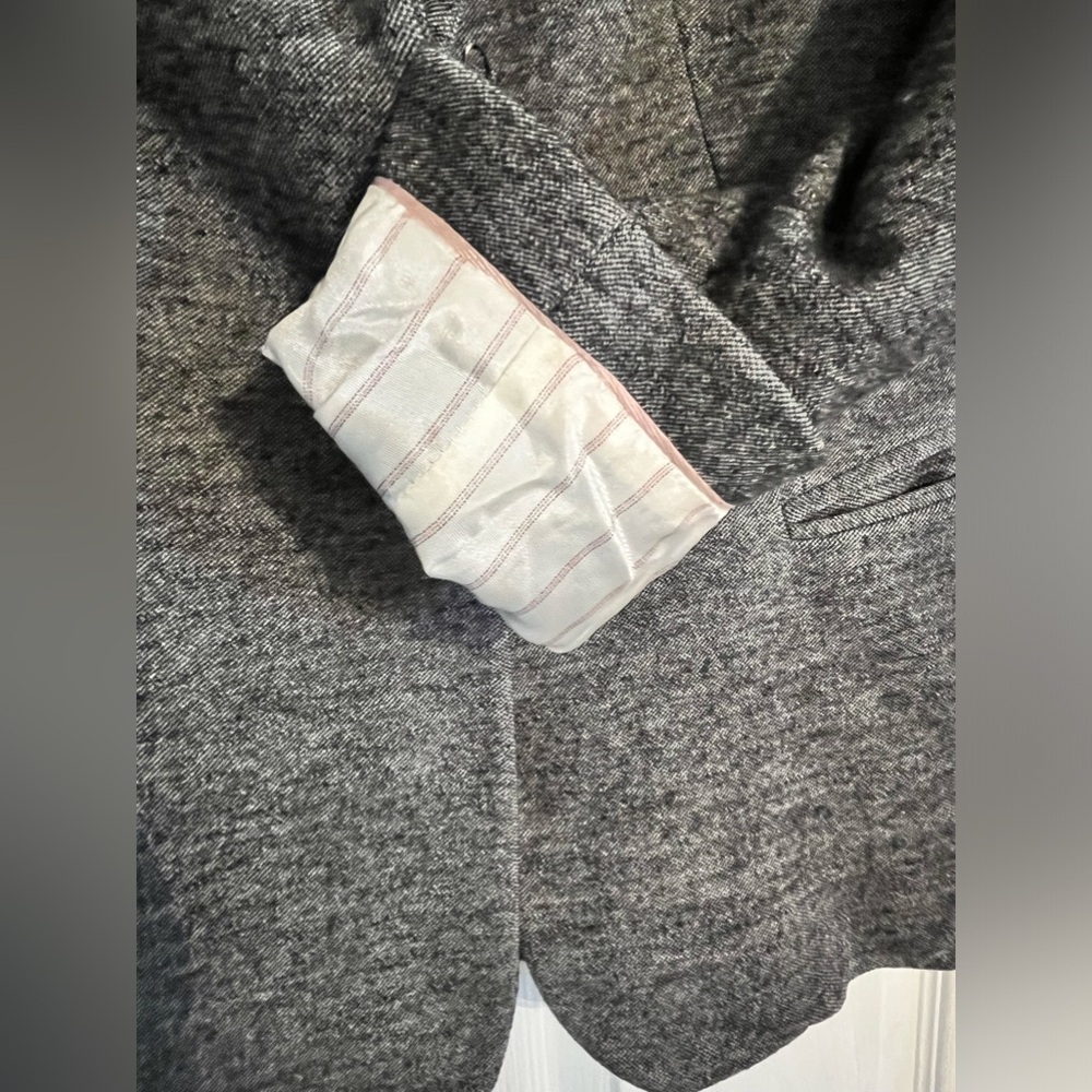 Zara Gray Blazer - Picture 7 of 9